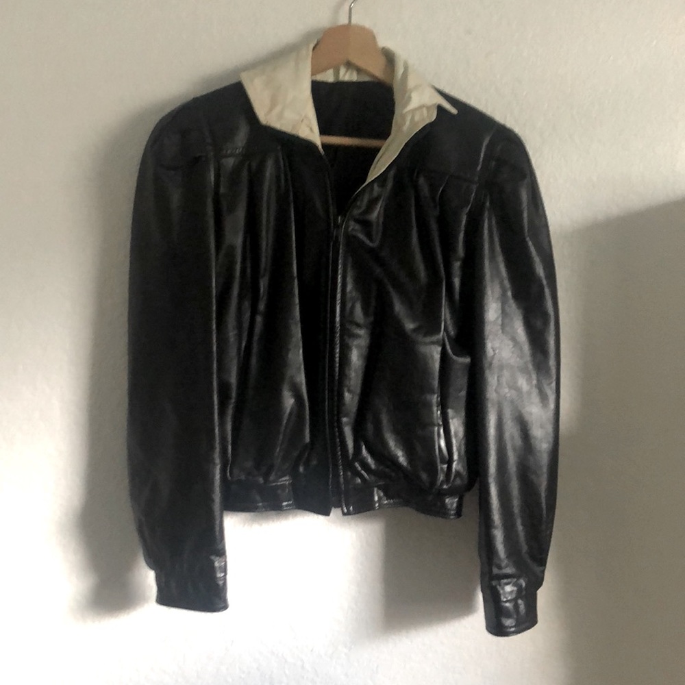 Real vintage white and black leather puffed shoulder short leather jacket